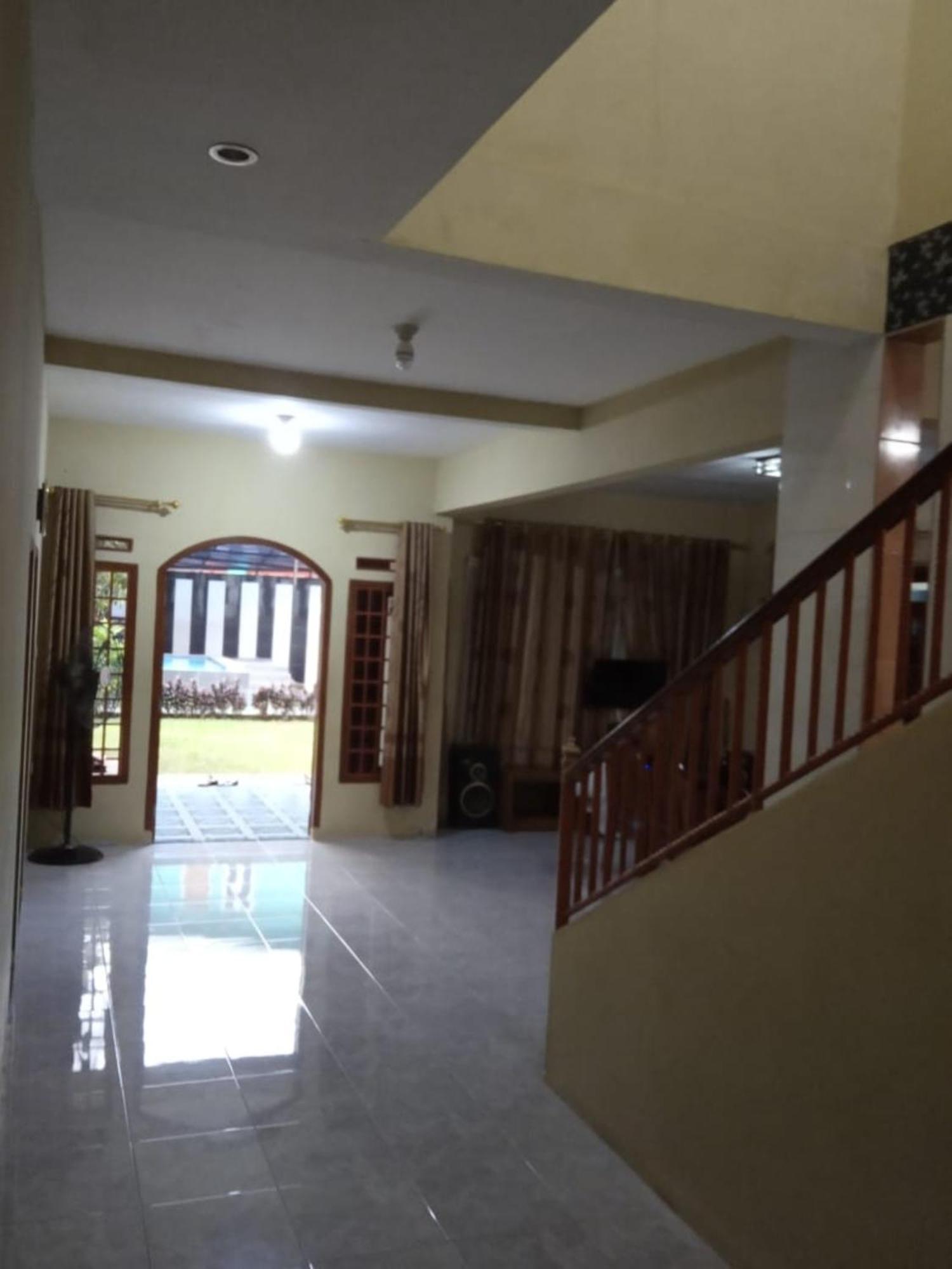 Villa Putih Cisarua Εξωτερικό φωτογραφία