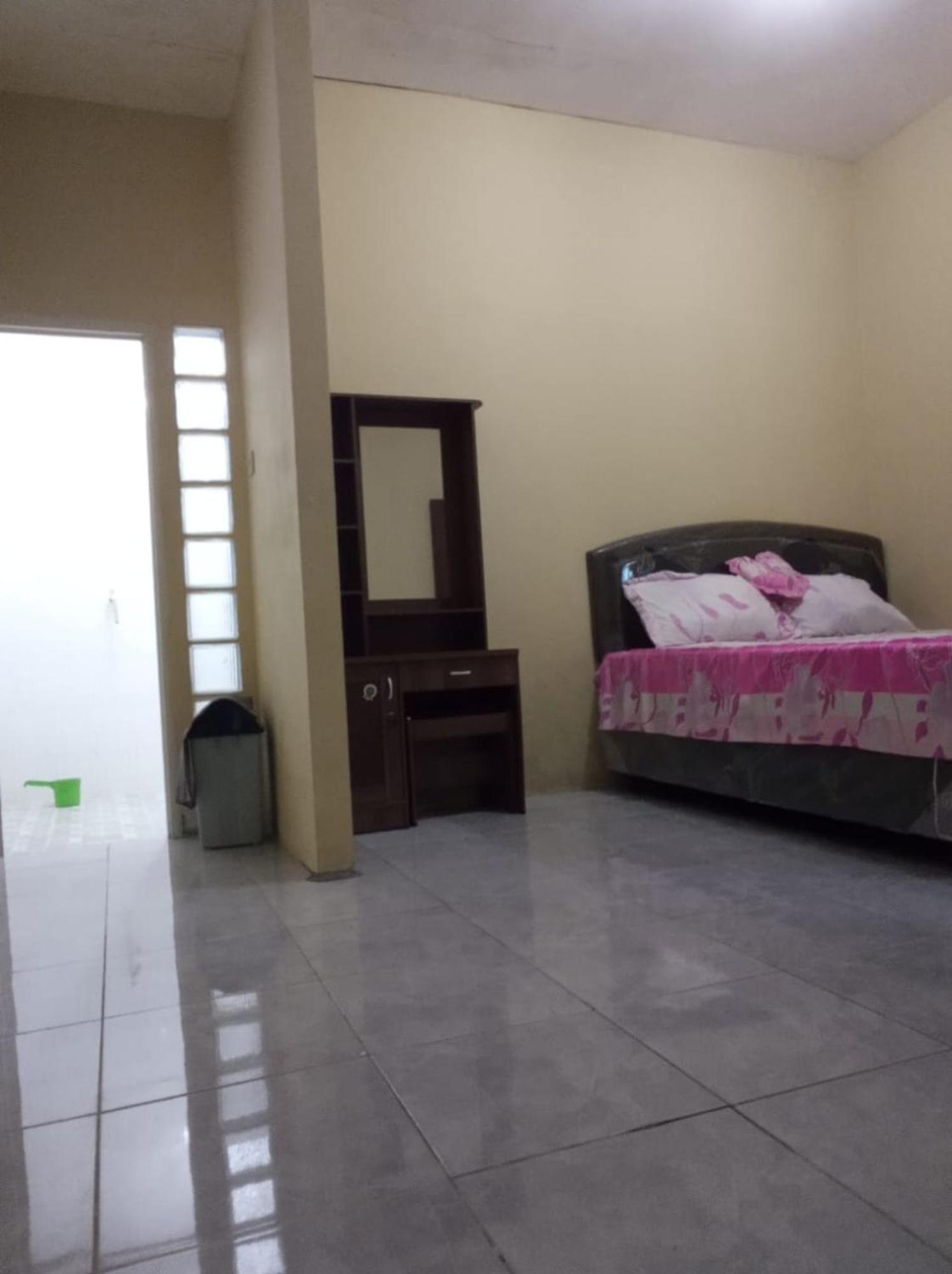 Villa Putih Cisarua Εξωτερικό φωτογραφία